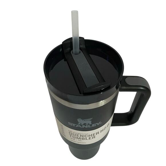 Stanley Quencher H2.0 FlowState Tumbler 40oz charcoal glow - Picture 2 of 9